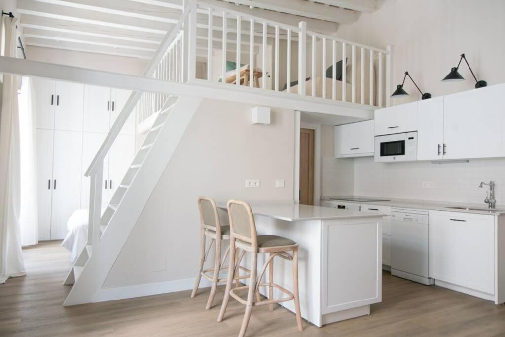 세비야 G12 Trendy And Comfy Bright Loft Meters From Bullring And Trianas Bridge, Galera Street 아파트 외부 사진